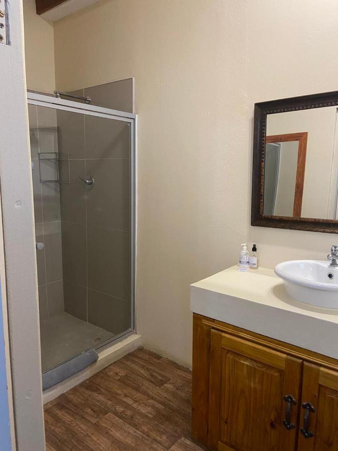 Cape Karoo Guesthouse 보퍼트웨스트 외부 사진