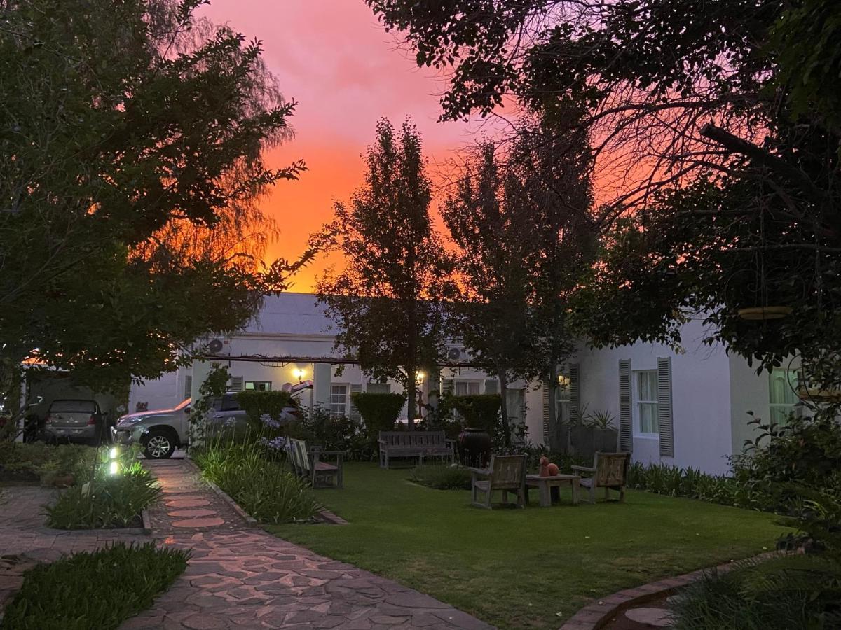 Cape Karoo Guesthouse 보퍼트웨스트 외부 사진