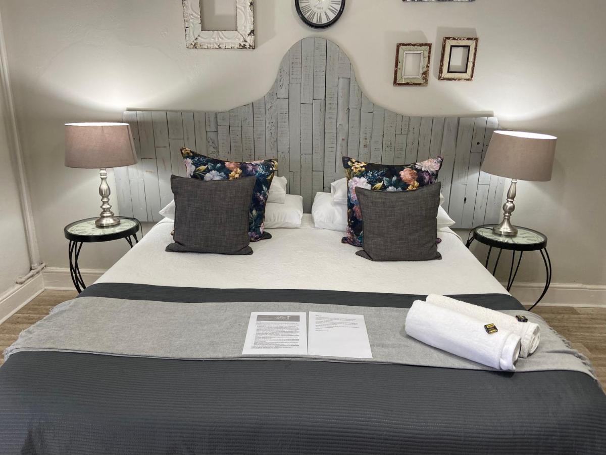 Cape Karoo Guesthouse 보퍼트웨스트 외부 사진