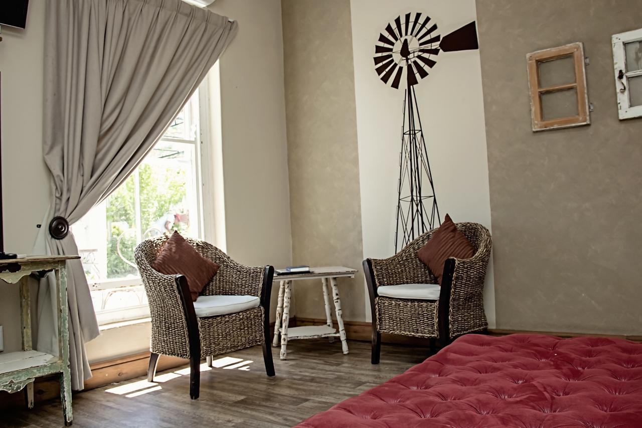 Cape Karoo Guesthouse 보퍼트웨스트 외부 사진